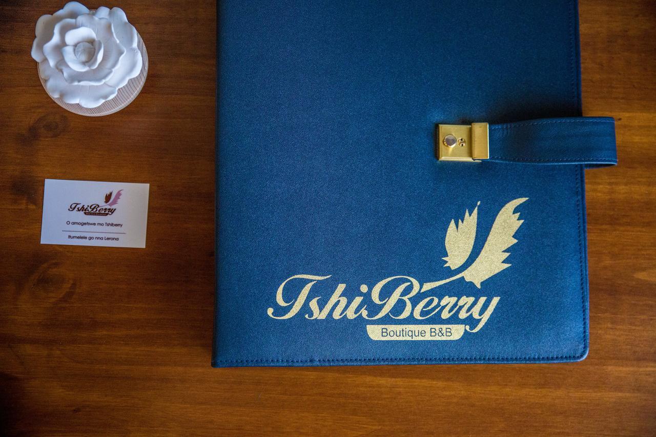 Tshiberry Bed & Breakfast Phokeng Esterno foto