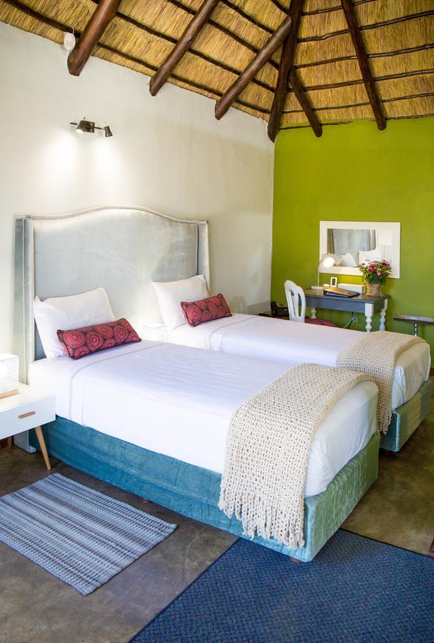 Tshiberry Bed & Breakfast Phokeng Esterno foto